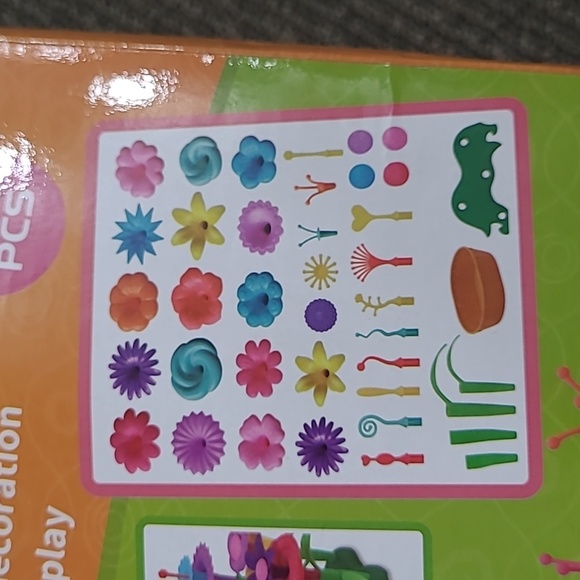 Build-A-Garden Set - Picture 6 of 7